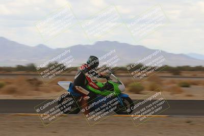 media/Sep-10-2022-SoCal Trackdays (Sat) [[a5bf35bb4a]]/Turn 2 (1pm)/